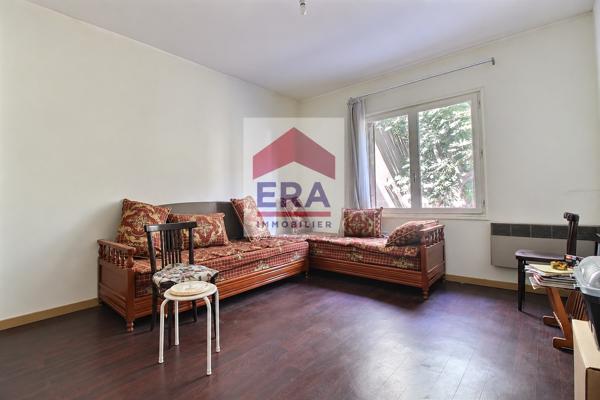 Maison avec jardin et box