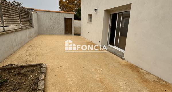 Location Appartement 3 pièces 81.88 m² - Lirac 30126