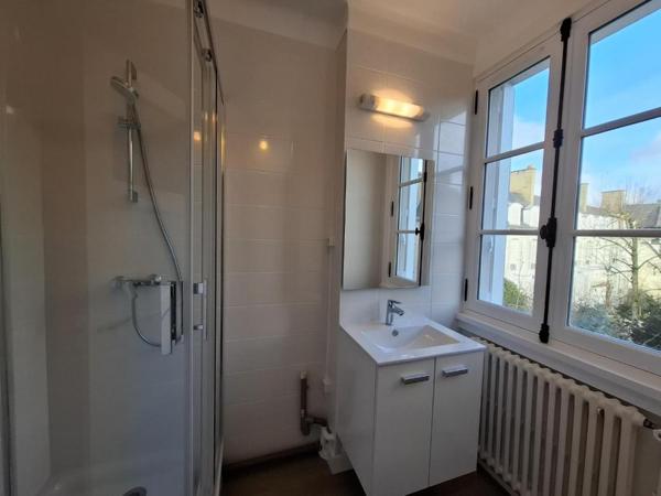 Appartement T4 à louer - 79 m² (réf : 391620)