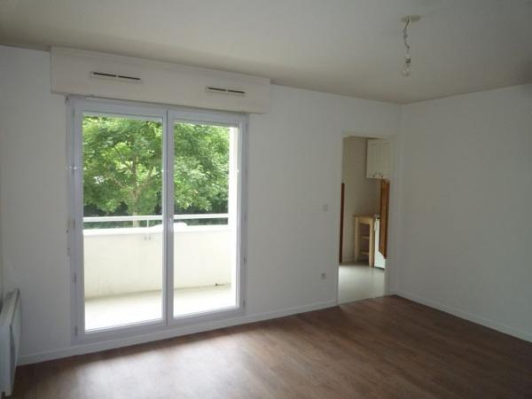 Appartement T2 à louer - 42 m² (réf : 551587)