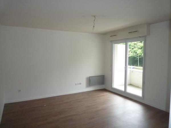 Appartement T2 à louer - 42 m² (réf : 551587)