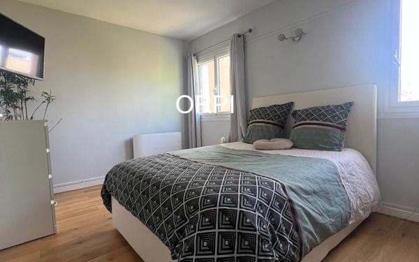 Appartement à vendre    3 pièces • 75,05 m2 Vitry-sur-Seine