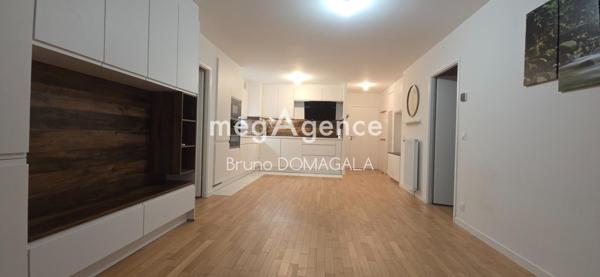 Appartement à VOISINS-LE-BRETONNEUX, 78960 - 4 pièces 76m²