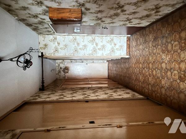 SAINT-PRIEST, T3 de 78,56 m² avec grande loggia fermée dans résidence avec parking.