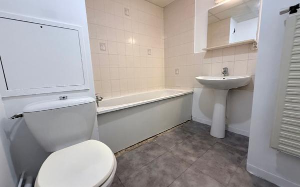 Appartement à vendre    1 pièce • 27 m2 Saint-Germain-lès-Corbeil