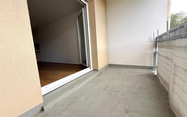 Appartement à vendre    1 pièce • 27 m2 Saint-Germain-lès-Corbeil