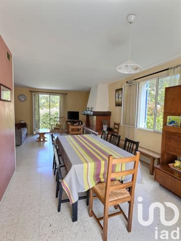 Maison 5 pièces de 92 m² à Allemagne-en-Provence (04500)