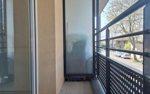 Appartement à vendre    2 pièces • 38,66 m2 Vénissieux