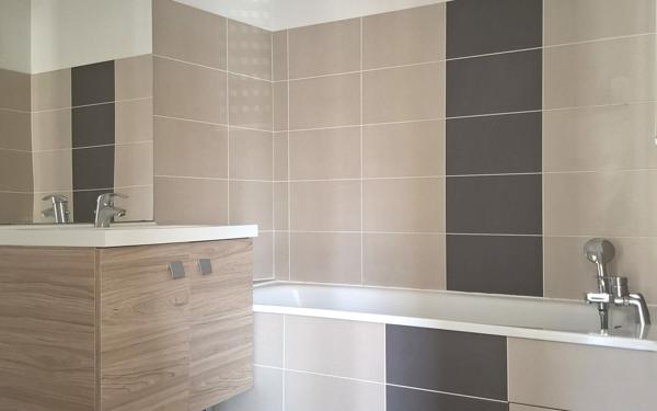 Appartement à vendre    2 pièces • 38,66 m2 Vénissieux