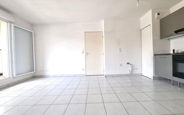 Appartement à vendre    2 pièces • 38,66 m2 Vénissieux