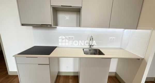 Location Appartement 2 pièces 52.3 m² - Auxerre 89000