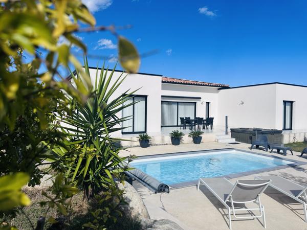 Solaro (20240) Villa 4 chambres récente lumineuse avec piscine proche solenzara