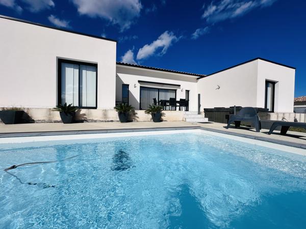 Solaro (20240) Villa 4 chambres récente lumineuse avec piscine proche solenzara