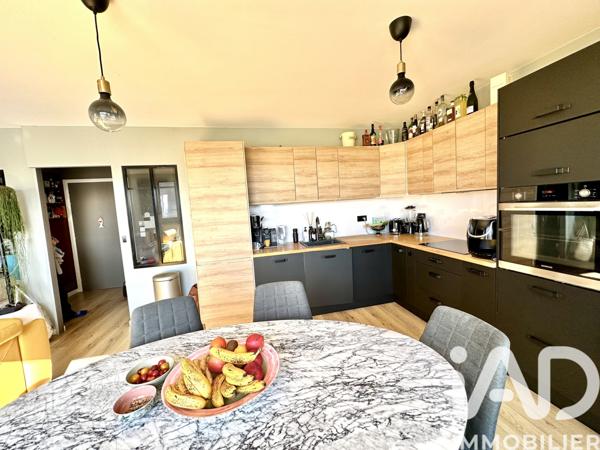 Location appartement 2 pièces 59,44 m² Colombes
