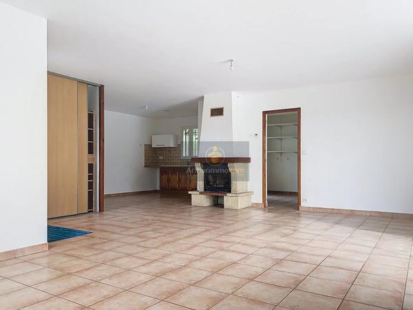 Location Maison 4 pièces 100 m2 à Le Buisson-de-Cadouin