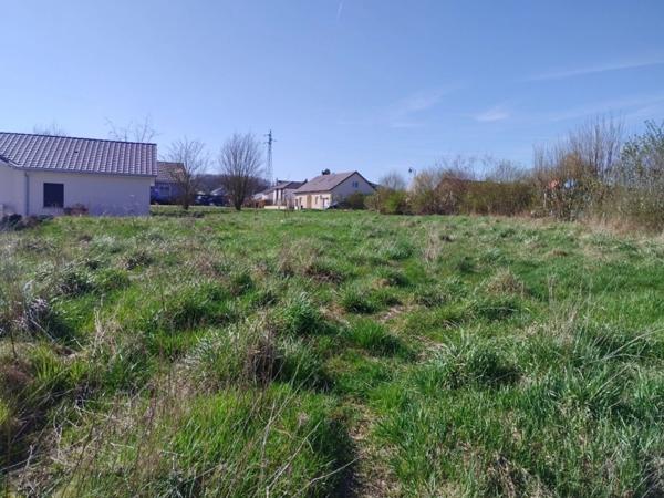 A VENDRE - Terrain à SOMMERVILLER !