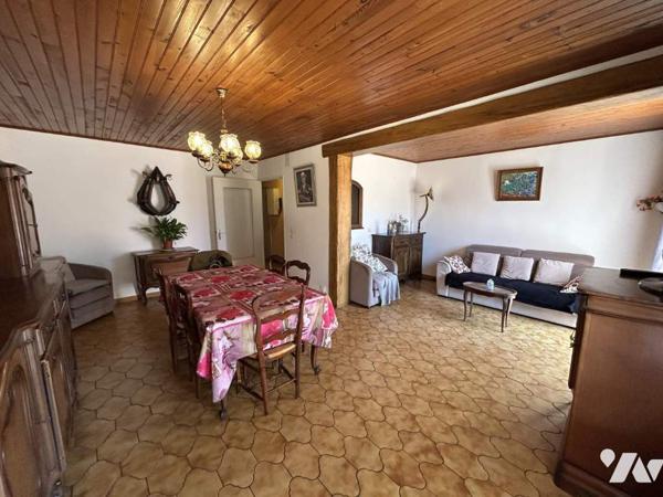 Maison 2 niveaux 3 chambres garage jardin