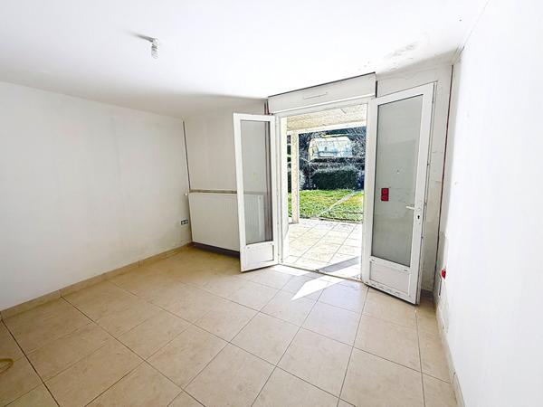 MAISON LUMINEUSE ENTIÈREMENT RÉNOVÉE AVEC DÉPENDANCES DANS UN QUARTIER CALME DE PAMIERS