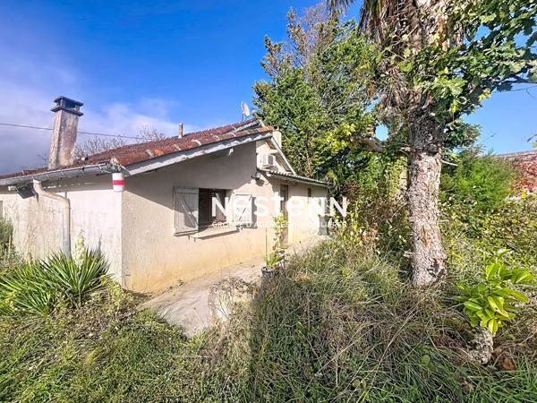 A vendre Maison à rénover 102 m² Auch avec terrain constructible de 5400M2