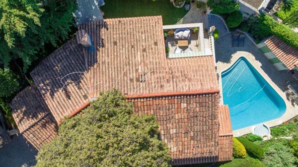 Maison  6 pièce(s) 320 m2 Hautes VALLERGUES CANNES 1 690 000 euros