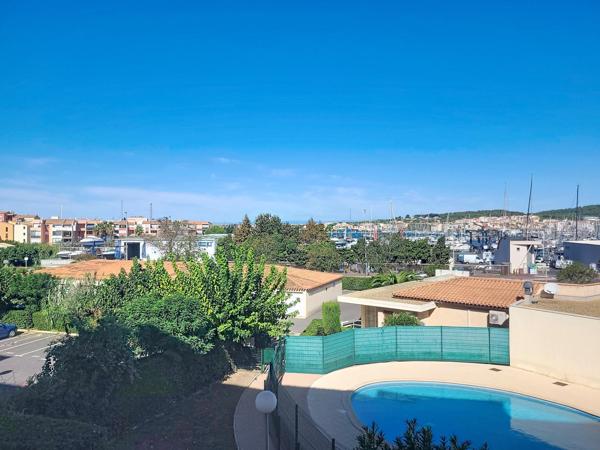 T2 bis, loggia, stationnement, cellier, Qu. Falaises