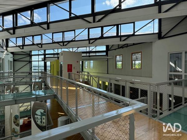 Location bureaux 94 m² Saint-Priest