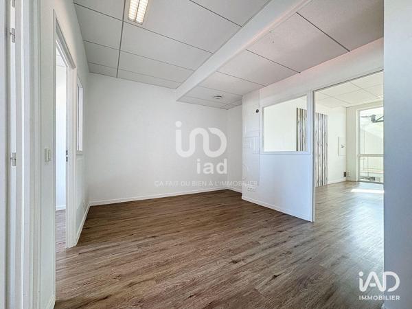 Location bureaux 94 m² Saint-Priest