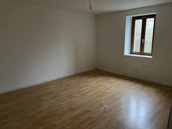 Maison à vendre |  Saint-Priest-la-Marche |  4 pièces | 87 m²