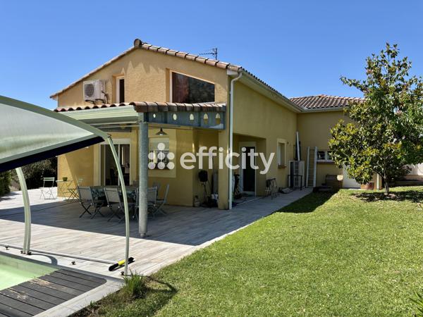 Maison
         5 pièces
        - 204 m² 580 000 € *