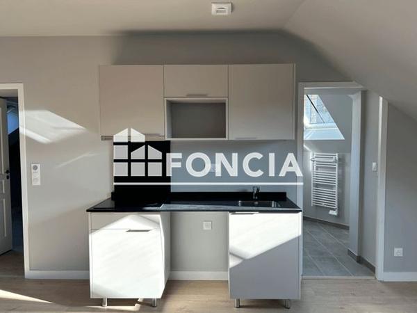 Location Appartement 2 pièces 39.1 m² - RUE SAINT PIERRE ET PLACE GENERAL DE GAULLE Saint-brieuc 22000