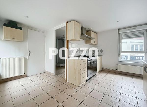 Immeuble de rapport Saint Romain De Colbosc 2 lots un commerce et T4 total de140m2 SAINT ROMAIN DE COLBOSC