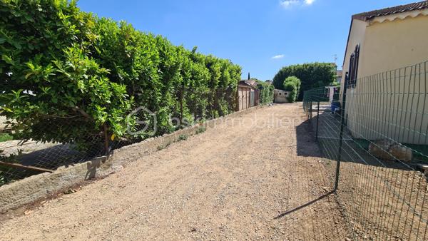 Terrain de 464 m²