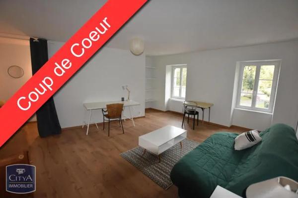 Appartement à louer 1 pièce 48.56m² Cholet (49300)