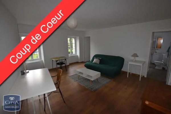 Appartement à louer 1 pièce 48.56m² Cholet (49300)