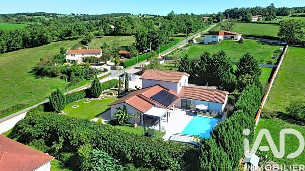 Maison (prestige) à vendre 8 pièces 236 m² Balbigny