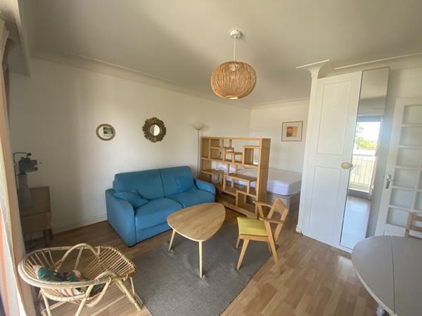 QUARTIER GUIST HAU T1 MEUBLE AVEC PETITE TERRASSE, Nantes 44000
