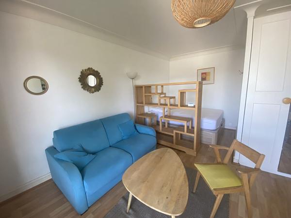 QUARTIER GUIST HAU T1 MEUBLE AVEC PETITE TERRASSE, Nantes 44000