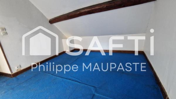 jolie Maison de Ville située à 9km de la charité sur Loire