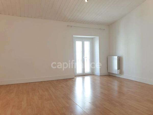 Un lot de 4 appartements à vendre sur SAUJON (17) - Centre ville