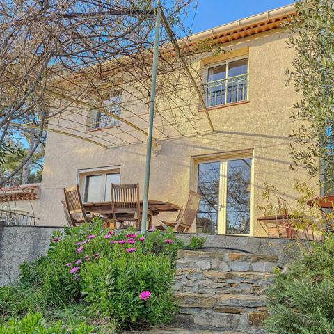 Maison " L'Oliveraie", plein sud, vue mer