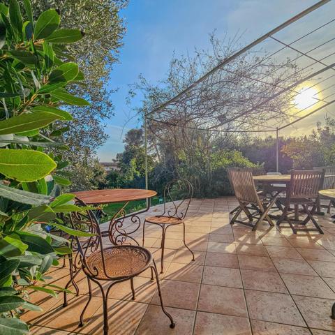 Maison " L'Oliveraie", plein sud, vue mer