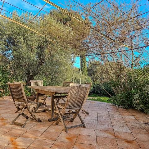 Maison " L'Oliveraie", plein sud, vue mer