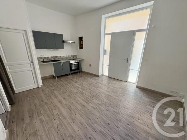 Appartement Studio à vendre  1 pièce - 23 m 2   ARLES  - 13