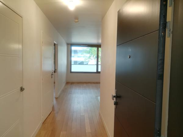 A LOUER  Appartement - 2 pièces 50,90 m2  avec parking - PARIS 19 - Quartier Crimée