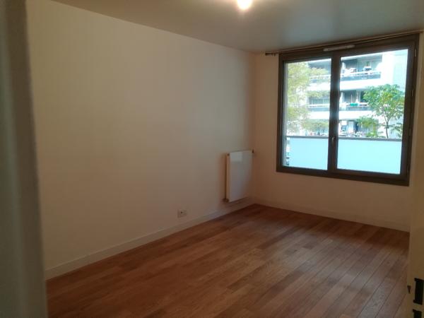 A LOUER  Appartement - 2 pièces 50,90 m2  avec parking - PARIS 19 - Quartier Crimée
