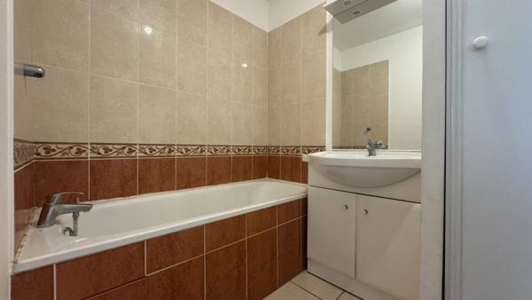 Appartement Corbeil Essonnes 5 pièce(s) 106 m2 - DPE