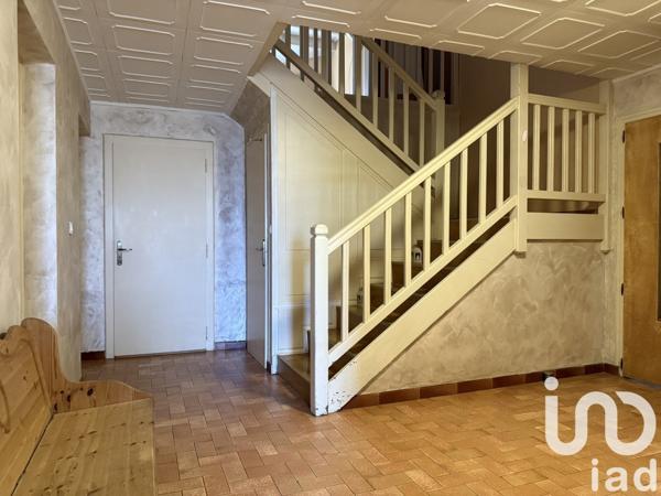 Maison 7 pièces de 182 m² à Magland (74300)