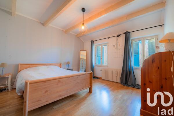 Maison 7 pièces de 182 m² à Magland (74300)