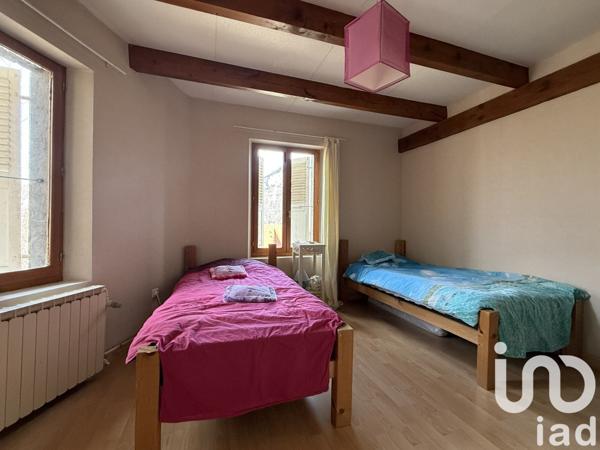 Maison 7 pièces de 182 m² à Magland (74300)