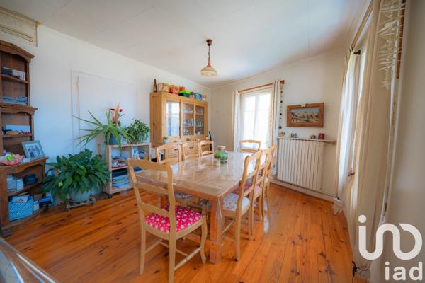 Maison 7 pièces de 182 m² à Magland (74300)